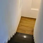 The Modern Cave - Comfyhome Štutgart