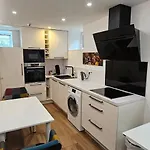 The Modern Cave - Comfyhome Apartmán Štutgart