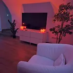 The Modern Cave - Comfyhome Apartment Stuttgart