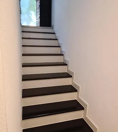 The Modern Cave - Comfyhome * Stuttgart