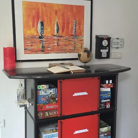 The Modern Cave - Comfyhome