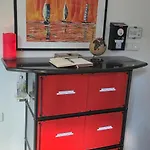 아파트 The Modern Cave - Comfyhome *